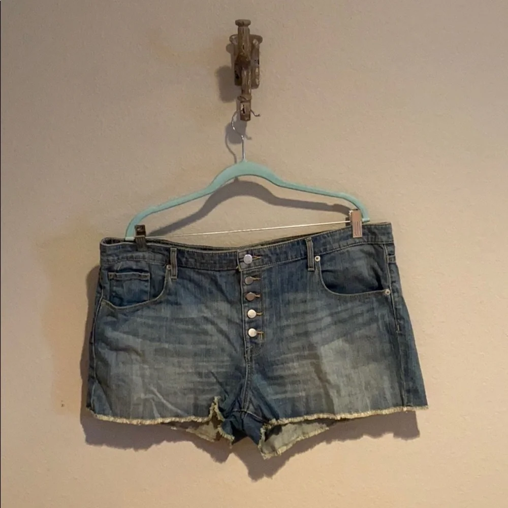 Mossimo HighRise Frayed Button Up Denim Shorts - Picture 2 of 12